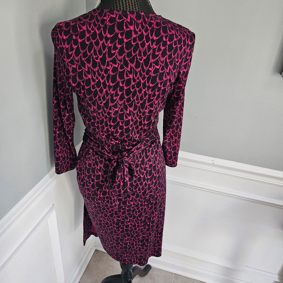 Women's Diane von Furstenberg Dress, Size 8, Pink & Black - Picture 2 of 9
